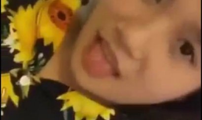 Clip em áo hoa vàng tên hảo hot trên mạng xã hội