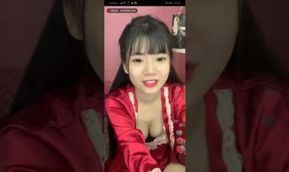 TikToker Phan Trang lộ CLip nóng trên MXH ?