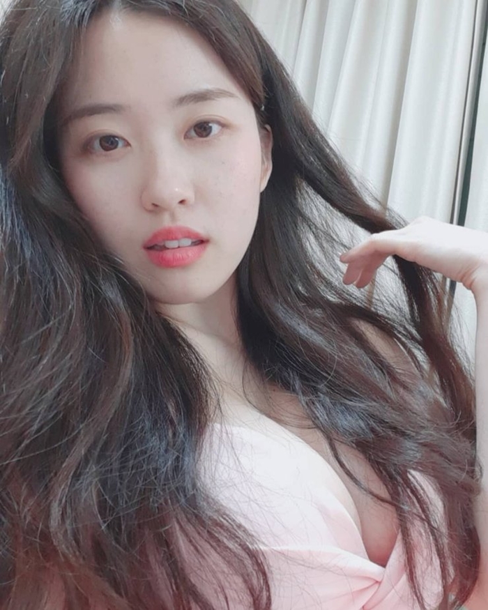 Streamer Soram lộ v&ograve;ng 1