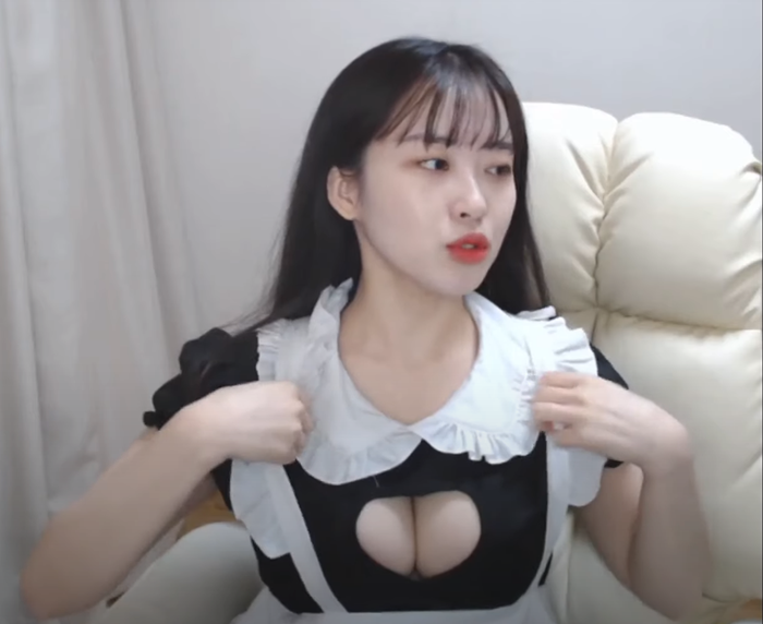 Streamer Soram lộ v&ograve;ng 1