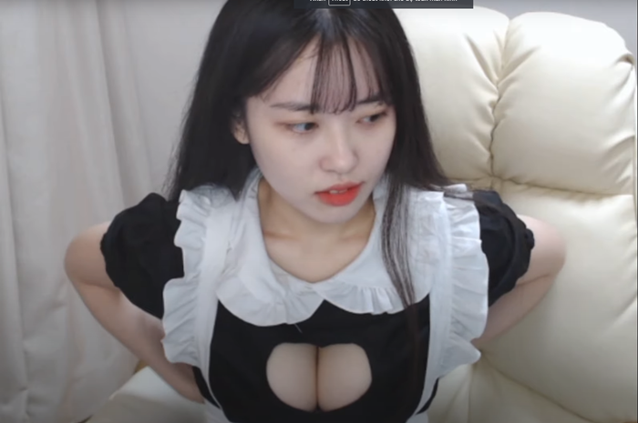 Streamer Soram lộ v&ograve;ng 1