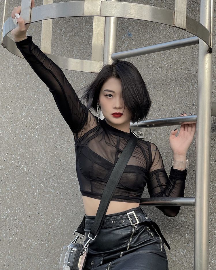 Streamer Hảo Thỏ lộ ảnh n&oacute;ng