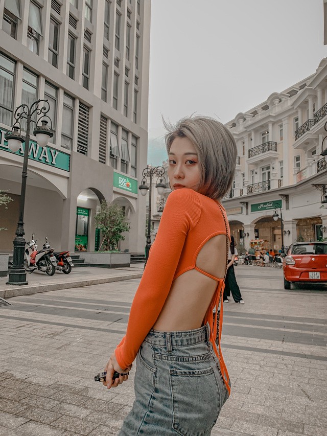 Streamer Hảo Thỏ lộ ảnh n&oacute;ng