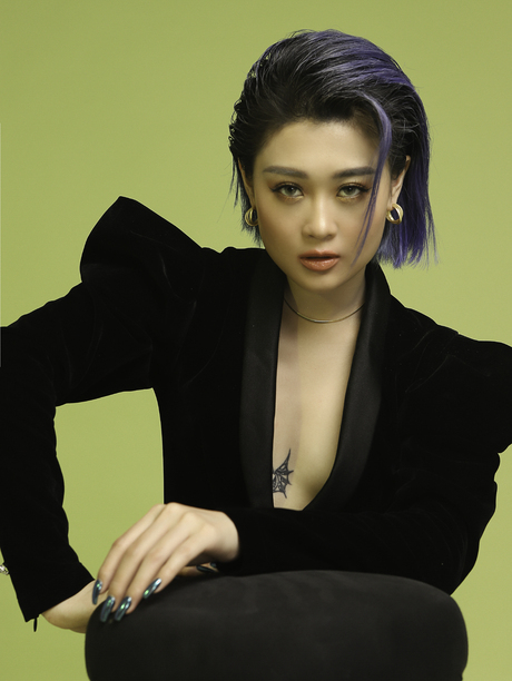 Streamer Hảo Thỏ lộ ảnh n&oacute;ng