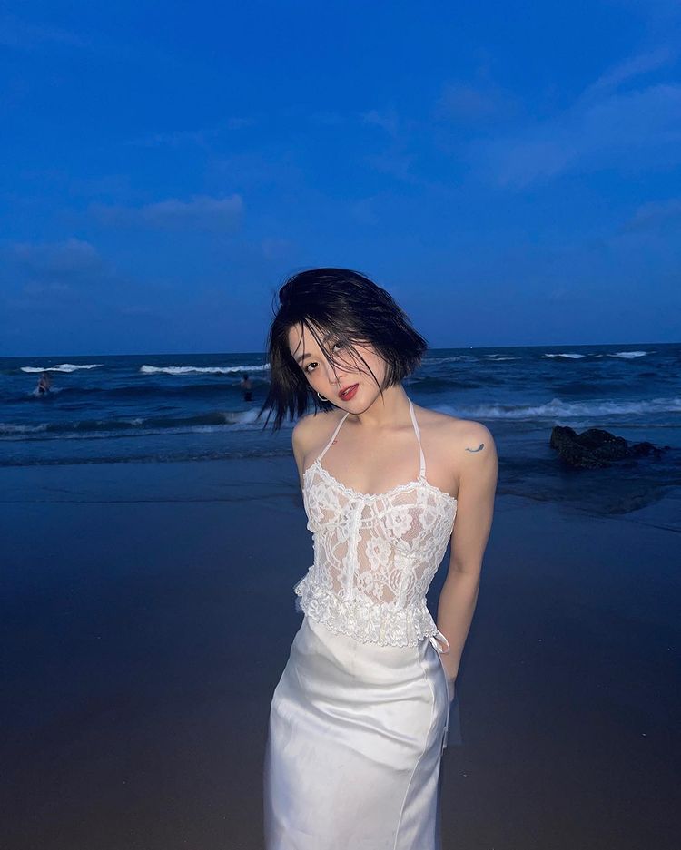 Streamer Hảo Thỏ lộ ảnh n&oacute;ng