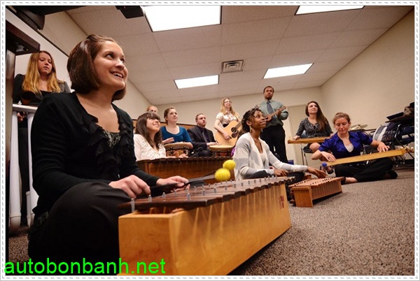 Học tiếng T&acirc;y Ban Nha l&agrave; phải học từng bước một