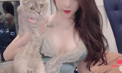 [Clip Hot] Streamer Kim Ngân lộ clip cực nóng làm CĐM xôn xao