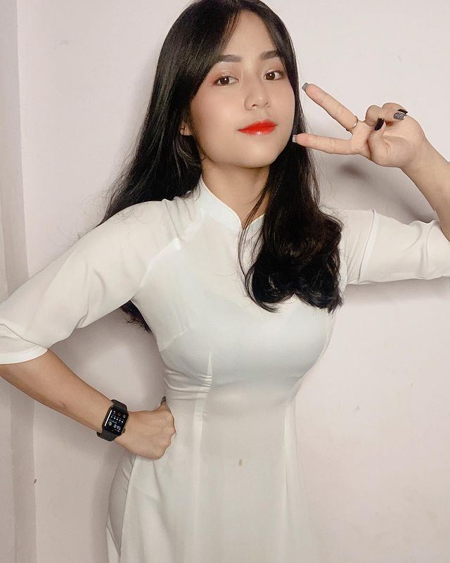 Hường Bear lộ clip