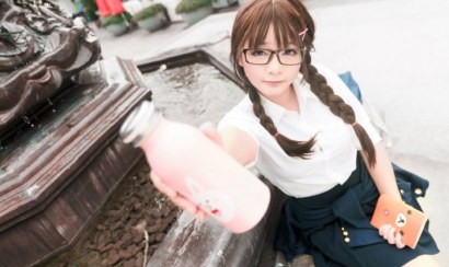 MiMi Ahri lộ ảnh nóng khoe thân