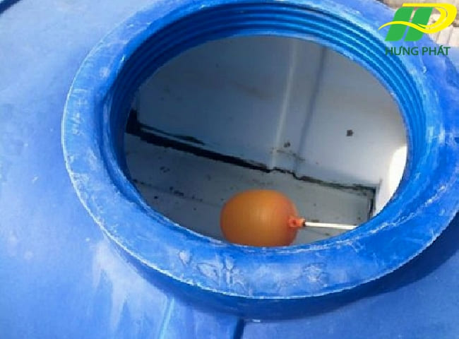 Thi c&ocirc;ng vệ sinh bồn nước Quận 1 nhanh ch&oacute;ng