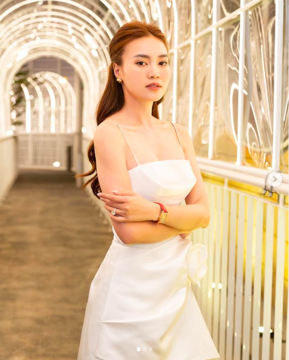 Ninh Dương Lan Ngọc lộ clip nóng