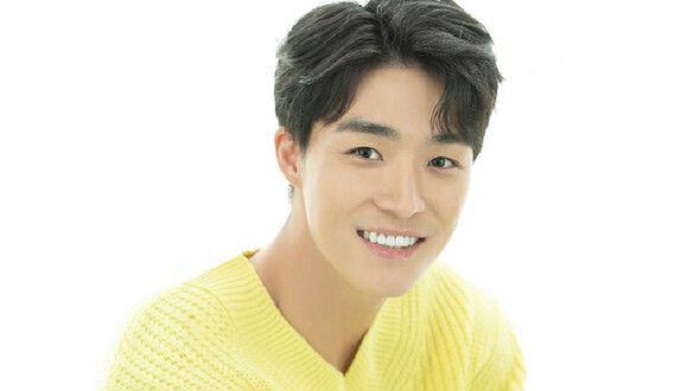 Seo Ha Joon lộ clip nóng