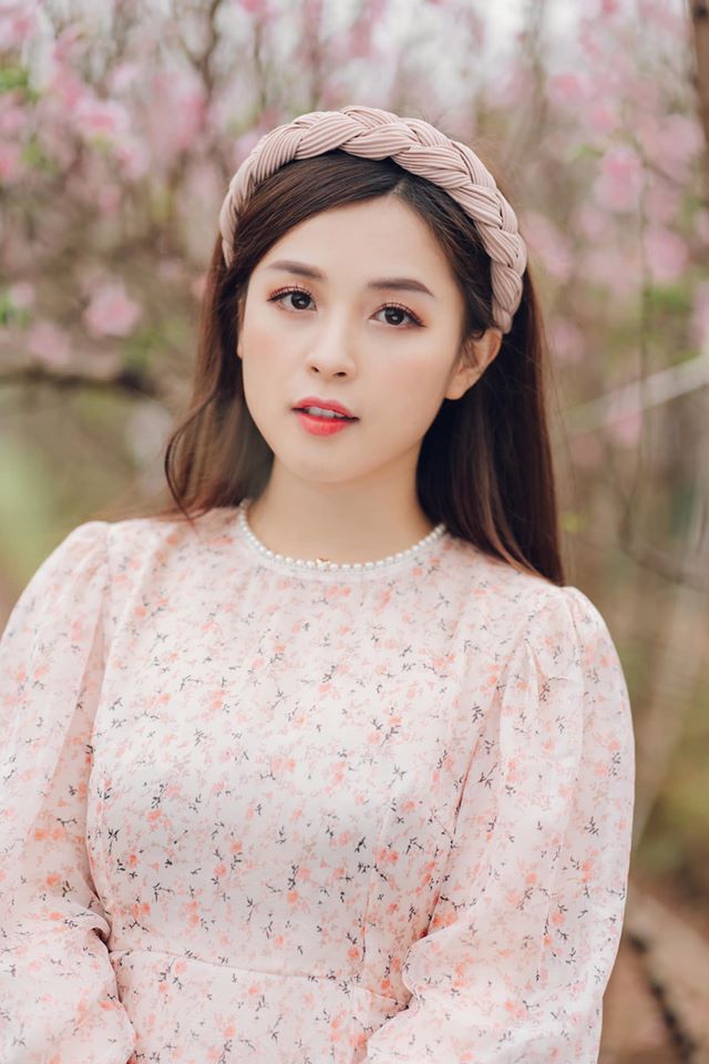thảo nari duy&ecirc;n d&aacute;ng &aacute;o d&agrave;i